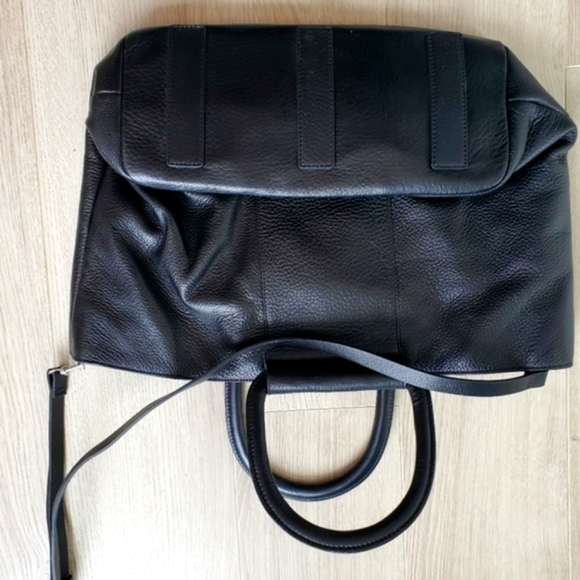 Halston NEW Large Pebble Leather Bag - Picture 7 of 11